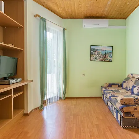 Apartament By The Sea Igrane, Makarska - 24626 Podgora (Split-Dalmatia)
